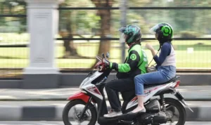ojol transportasi umum